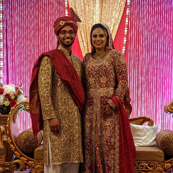 Men’s wedding Kurta, EUC, comes with free traditional hat. - Picture 3 of 9